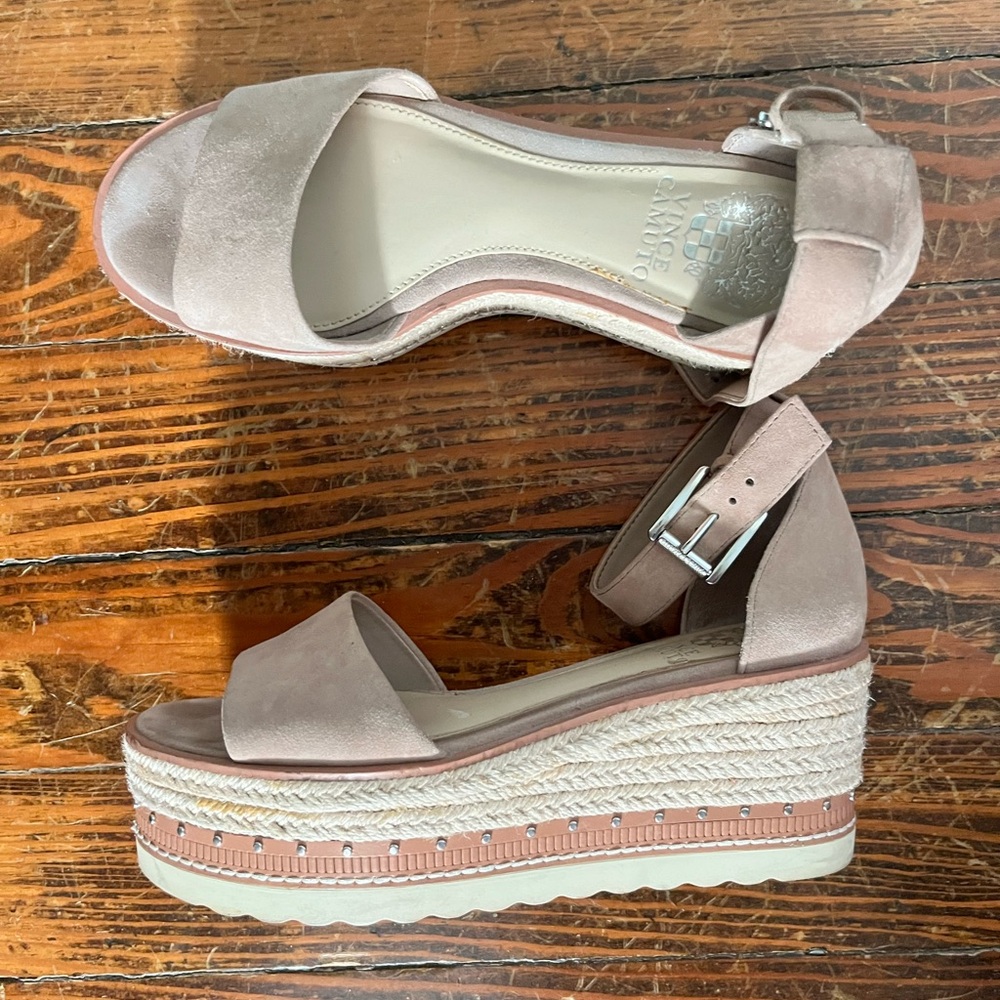 Vince Camuto nude Suede Espadrille Wedge Sandals ankle strap size 8
